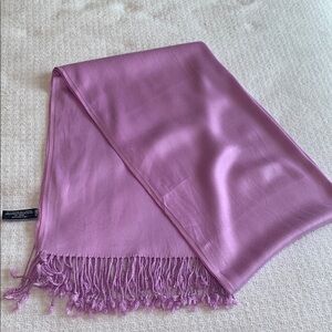 Jones new york super soft scarf/wrap orchid/lavender color